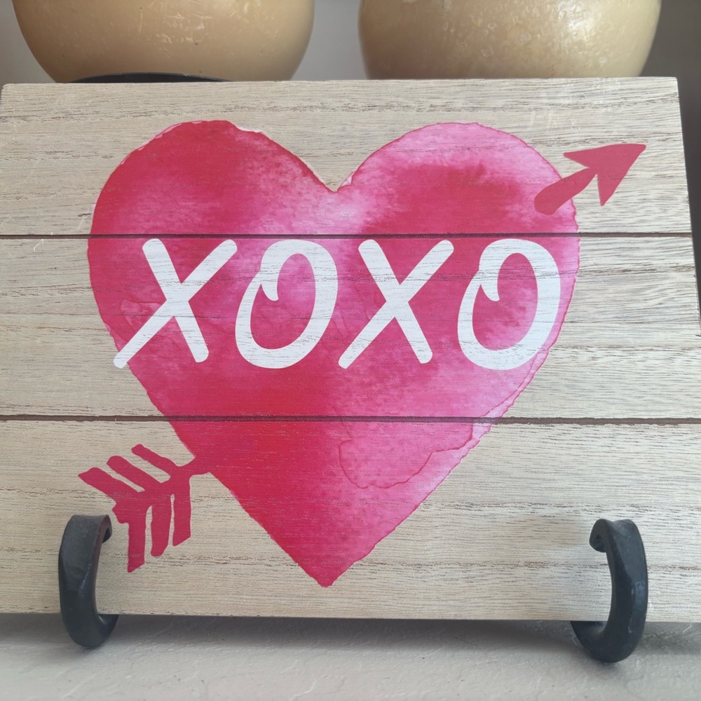 Heart XOXO Wooden Sign